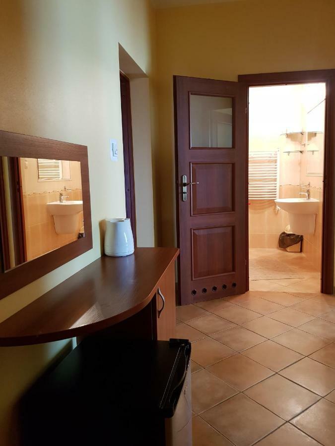 Posejdon Bed & Breakfast Устроне Морске Екстериор снимка