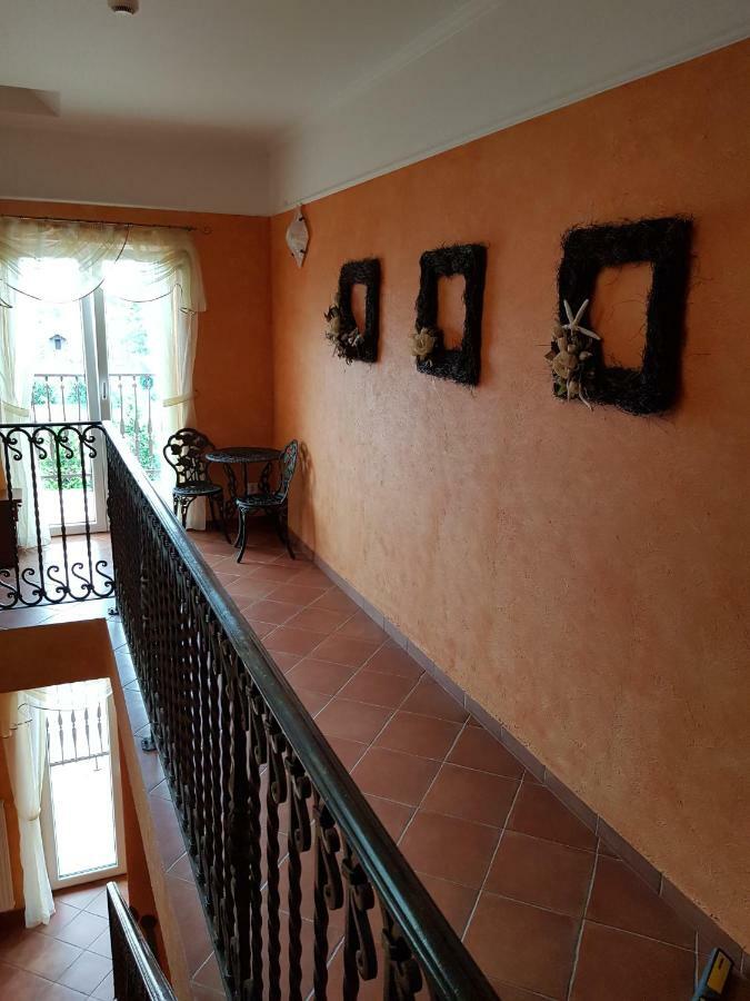 Posejdon Bed & Breakfast Устроне Морске Екстериор снимка