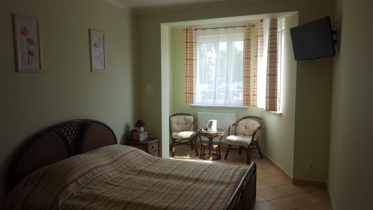 Posejdon Bed & Breakfast Устроне Морске Екстериор снимка