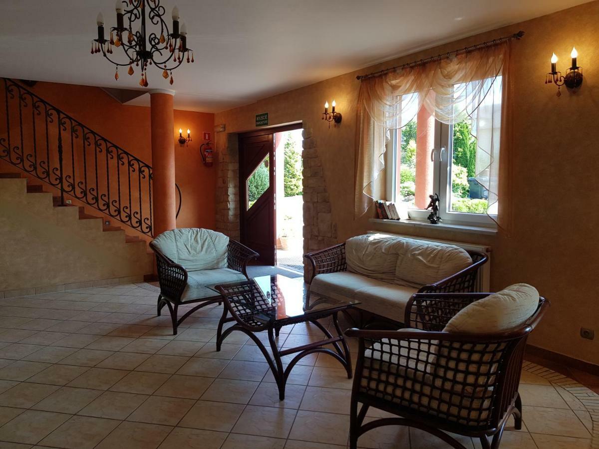 Posejdon Bed & Breakfast Устроне Морске Екстериор снимка