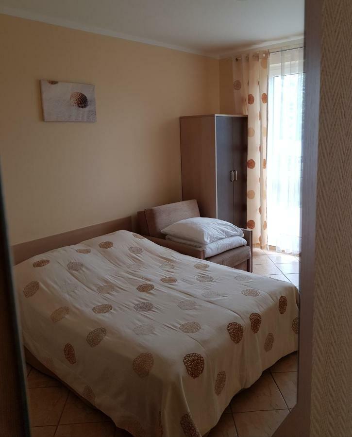 Posejdon Bed & Breakfast Устроне Морске Екстериор снимка